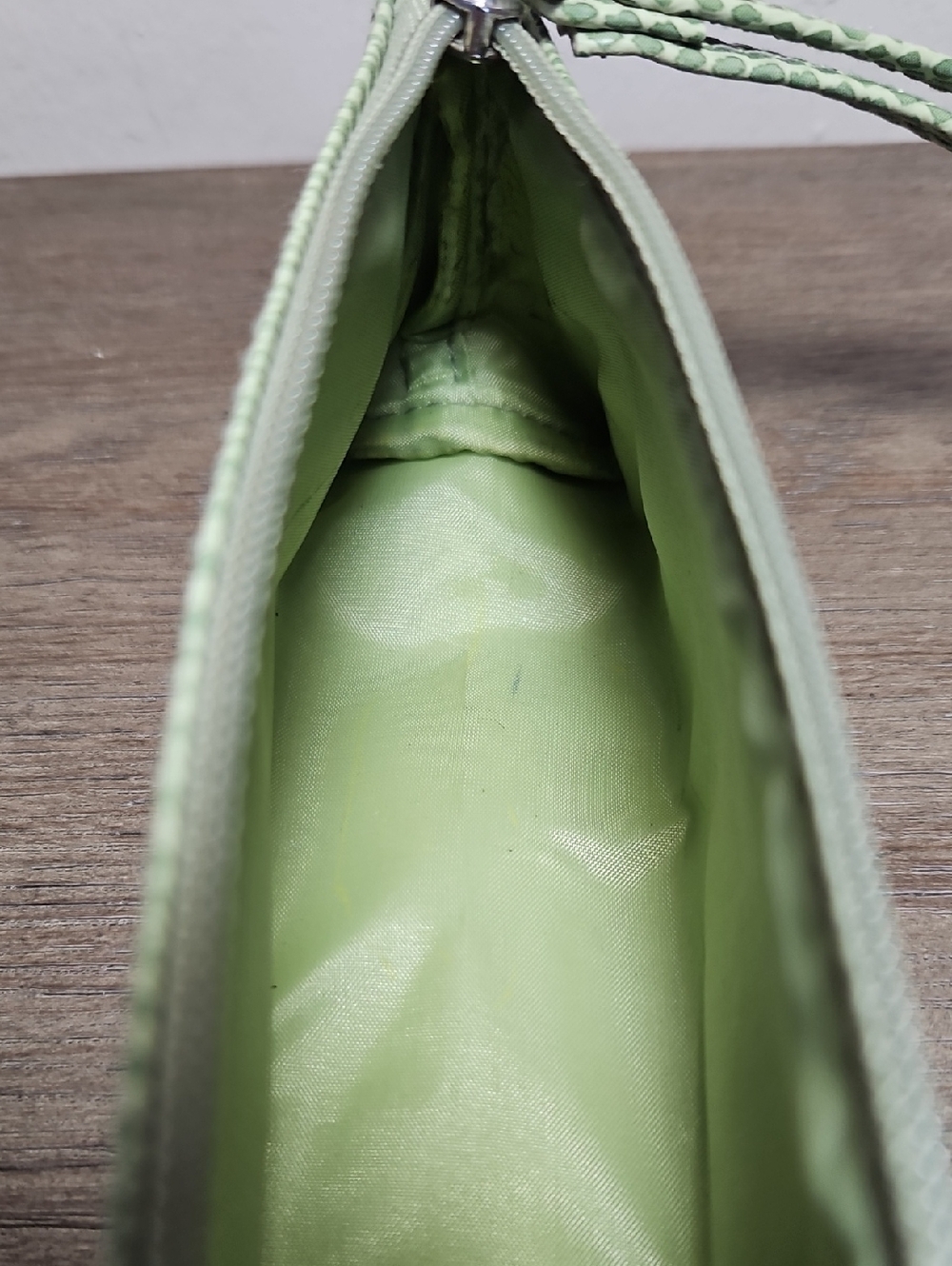 Clinique Faux Snake Skin Make-Up Bag with Wristlet Strap - Picture 7 of 12